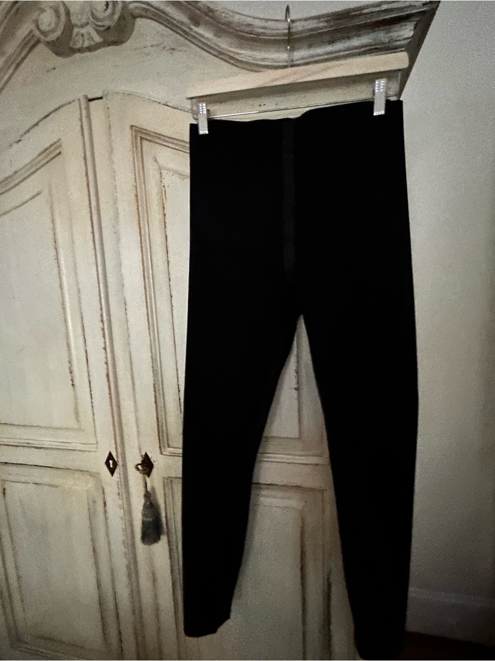 Black Almost Seamless Trek Legging Size L
Snow Goose by Canada Goose